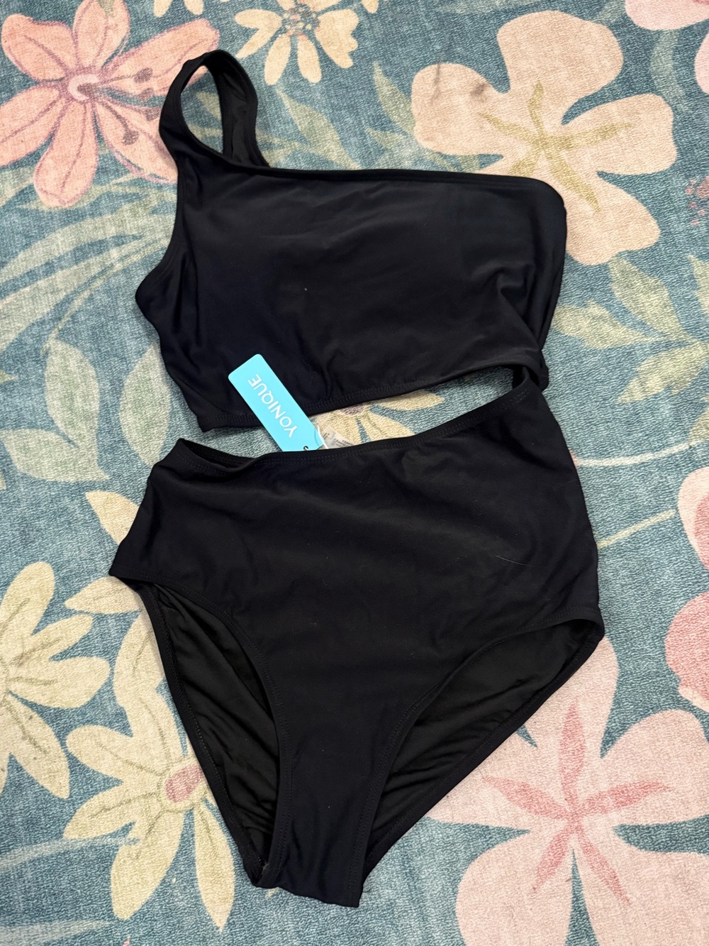Younique Black One-Shoulder one piece m High-Waist bathing suit